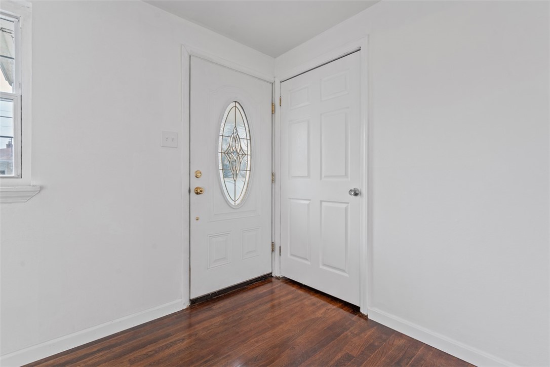 1004 Collins Ave