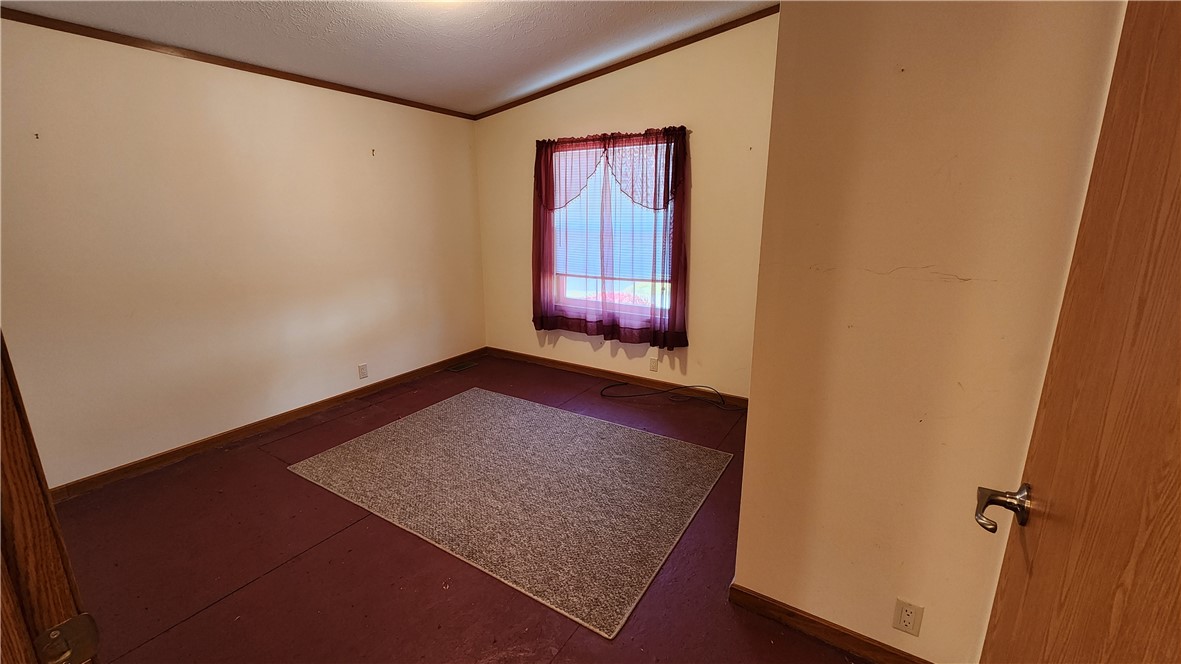 Finleyville, Pennsylvania 15332, United States, 3 Bedrooms Bedrooms, ,2 BathroomsBathrooms,Residential,Active,238977