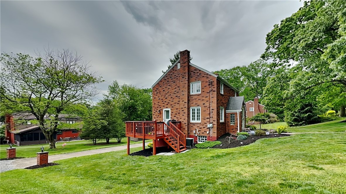 Ross Twp, Pennsylvania 15237, United States, 4 Bedrooms Bedrooms, ,2 BathroomsBathrooms,Residential,Pending,51912