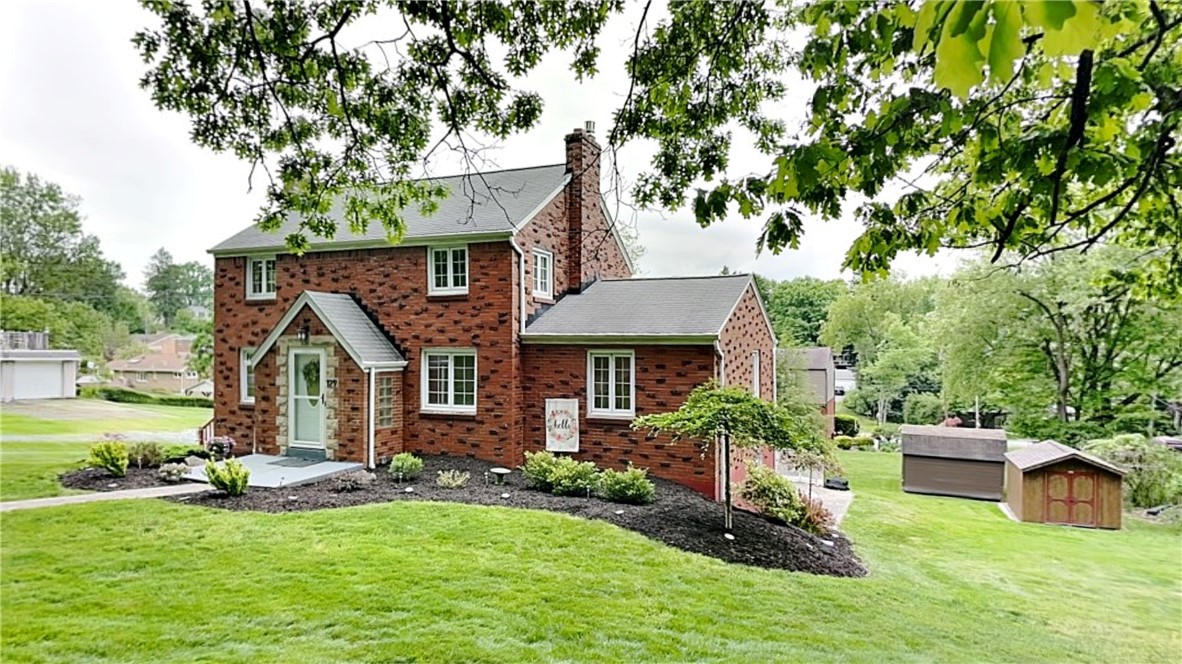 Ross Twp, Pennsylvania 15237, United States, 4 Bedrooms Bedrooms, ,2 BathroomsBathrooms,Residential,Pending,51912