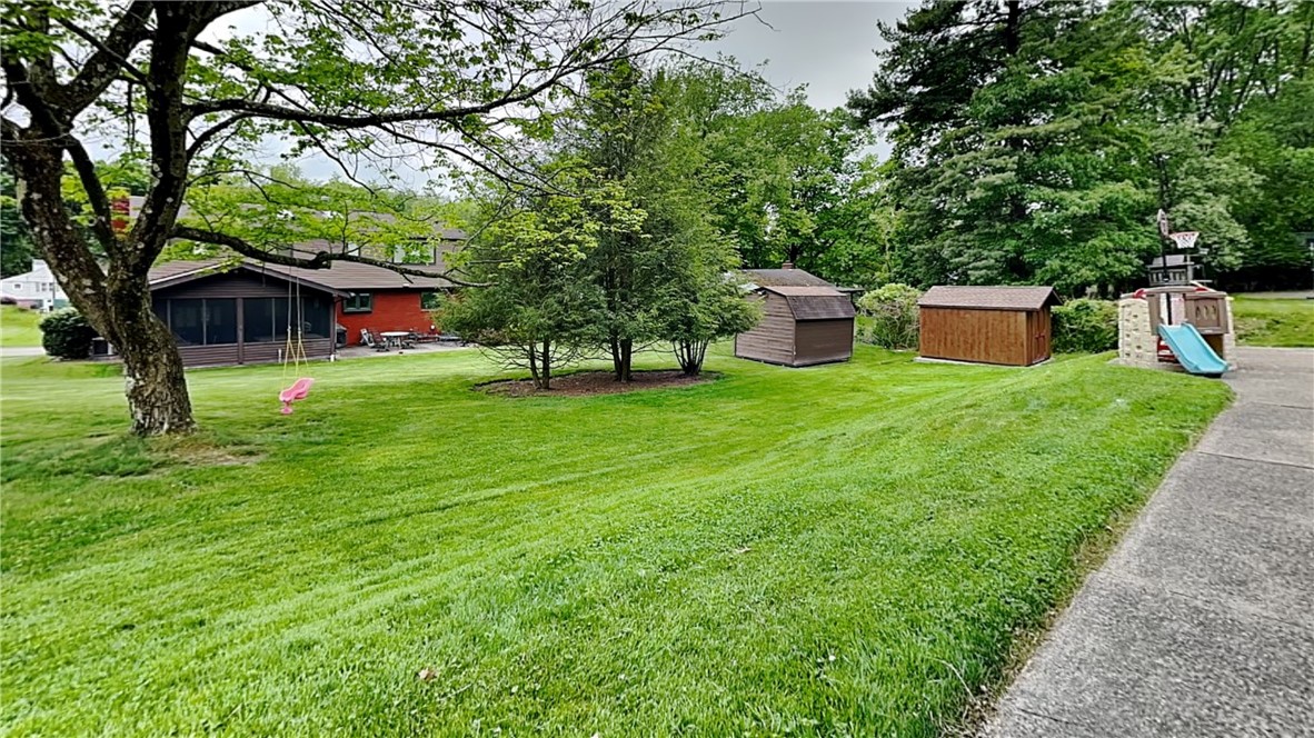 Ross Twp, Pennsylvania 15237, United States, 4 Bedrooms Bedrooms, ,2 BathroomsBathrooms,Residential,Pending,51912