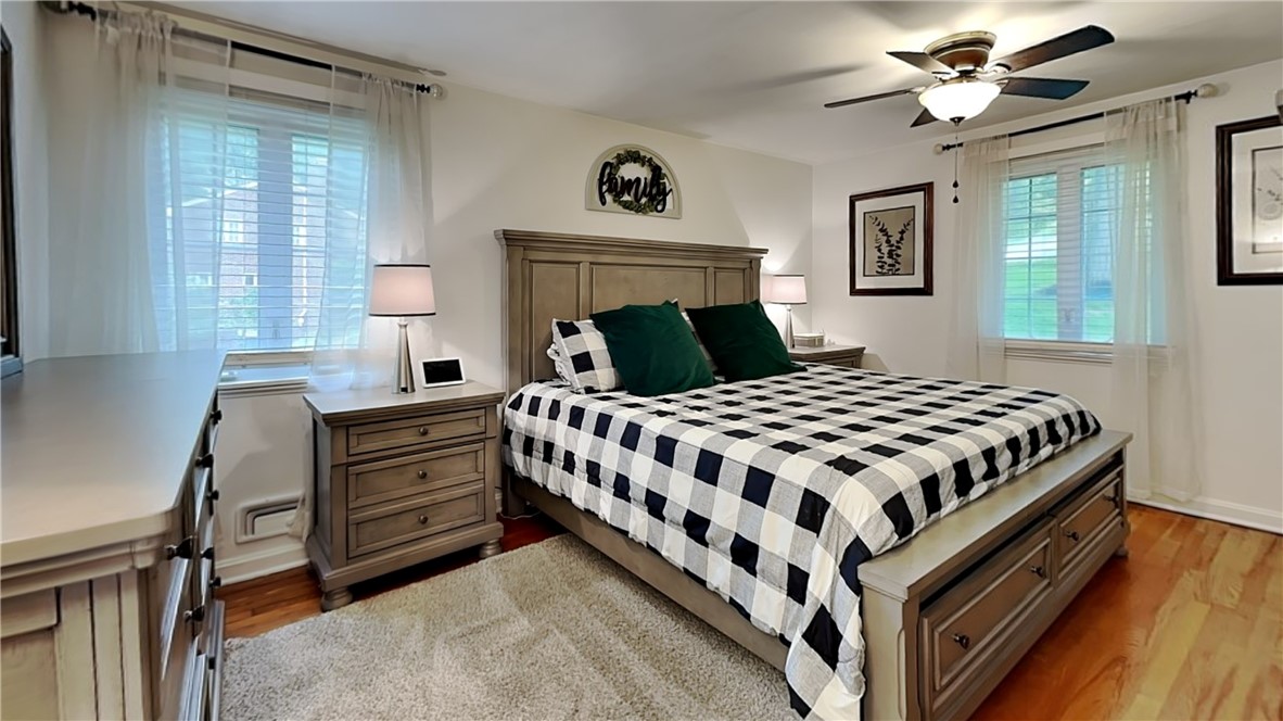 Ross Twp, Pennsylvania 15237, United States, 4 Bedrooms Bedrooms, ,2 BathroomsBathrooms,Residential,Pending,51912