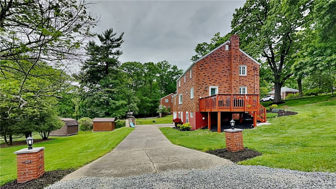 Ross Twp, Pennsylvania 15237, United States, 4 Bedrooms Bedrooms, ,2 BathroomsBathrooms,Residential,Pending,51912