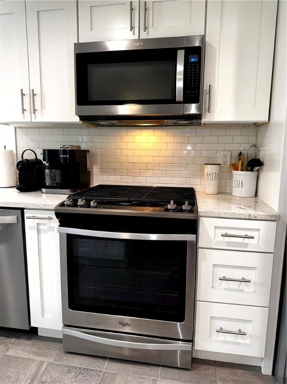 Ross Twp, Pennsylvania 15237, United States, 4 Bedrooms Bedrooms, ,2 BathroomsBathrooms,Residential,Pending,51912