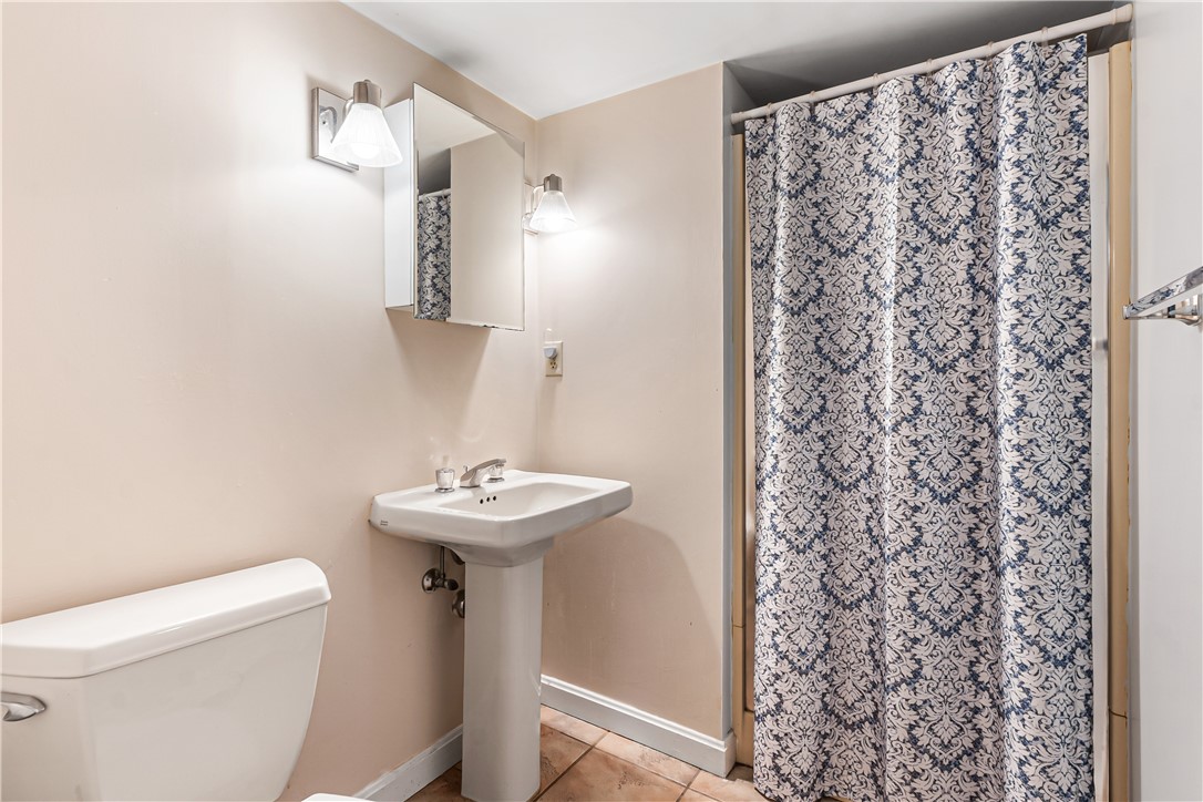 Pittsburgh, Pennsylvania 15243, United States, 3 Bedrooms Bedrooms, ,3 BathroomsBathrooms,Residential,Contingent,153628