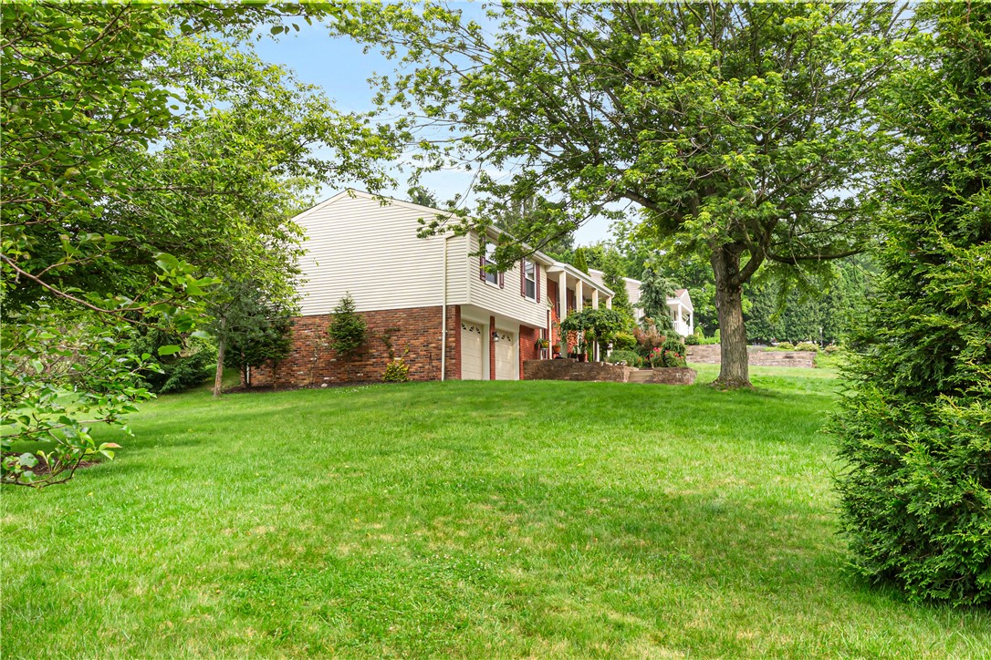 Pittsburgh, Pennsylvania 15243, United States, 3 Bedrooms Bedrooms, ,3 BathroomsBathrooms,Residential,Contingent,153628