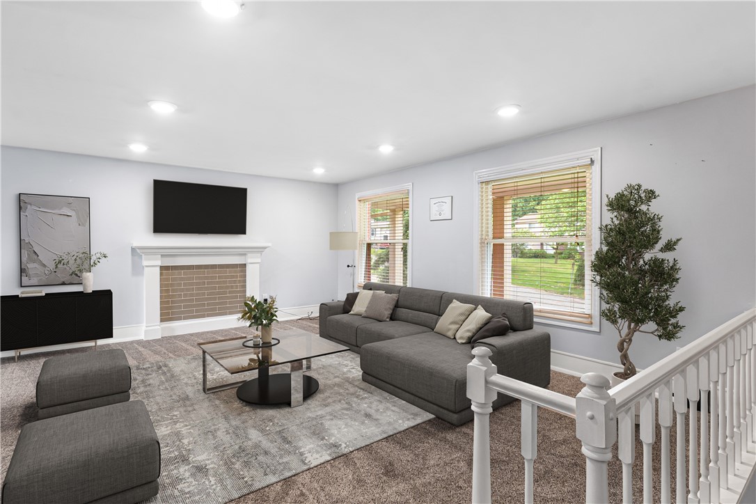 Pittsburgh, Pennsylvania 15243, United States, 3 Bedrooms Bedrooms, ,3 BathroomsBathrooms,Residential,Contingent,153628