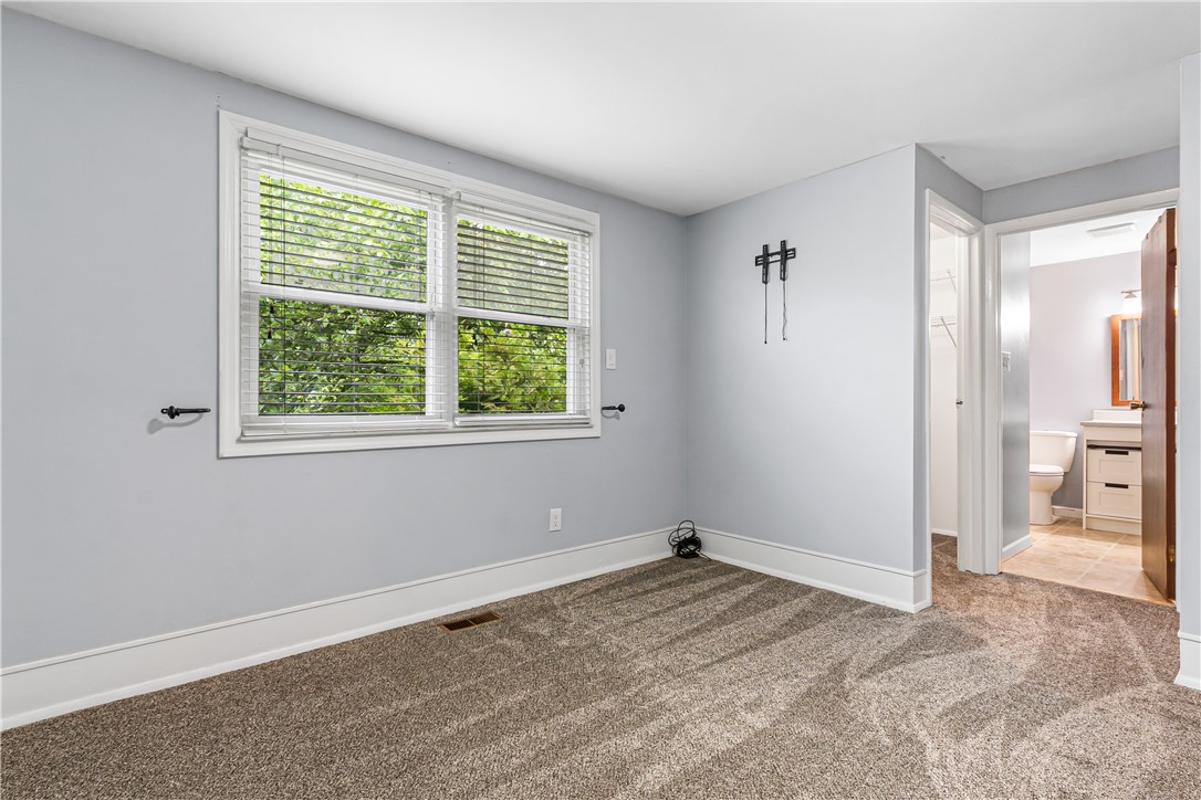 Pittsburgh, Pennsylvania 15243, United States, 3 Bedrooms Bedrooms, ,3 BathroomsBathrooms,Residential,Contingent,153628