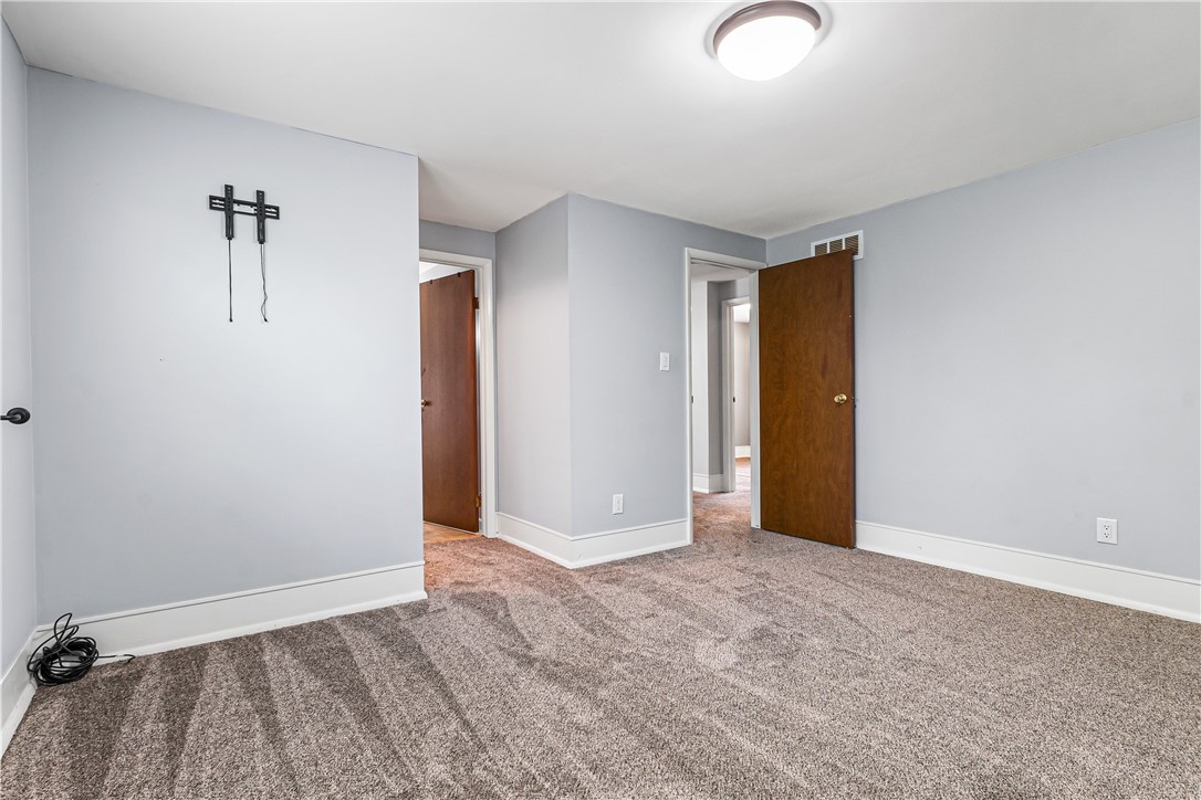 Pittsburgh, Pennsylvania 15243, United States, 3 Bedrooms Bedrooms, ,3 BathroomsBathrooms,Residential,Contingent,153628