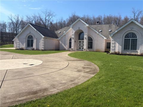 Photo of 104 Angerer Rd, Canonsburg, PA 15317 (MLS # 1746589)