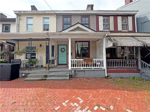 Photo of 1421 1/2 Pennsylvania Ave, Pittsburgh, PA 15233 (MLS # 1762196)