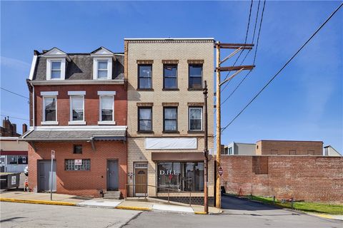 Photo of 810 Amity St, Homestead, PA 15120 (MLS # 1750588)