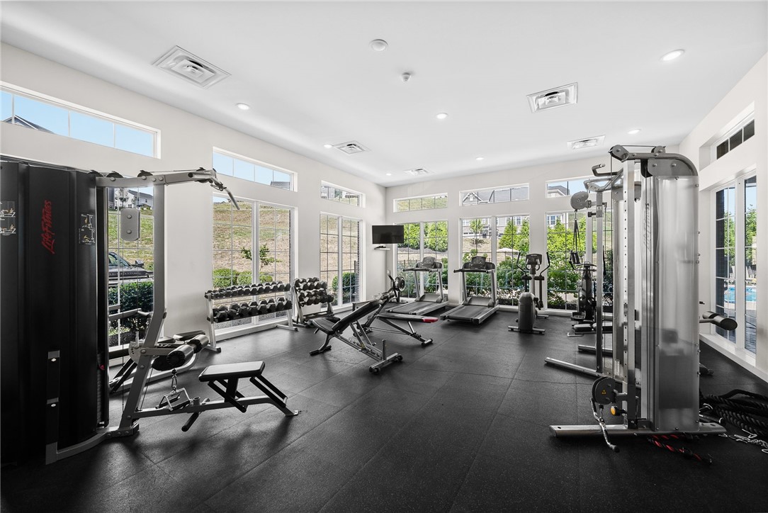 South Park, Pennsylvania 15129, United States, 3 Bedrooms Bedrooms, ,3 BathroomsBathrooms,Residential,Active,194961