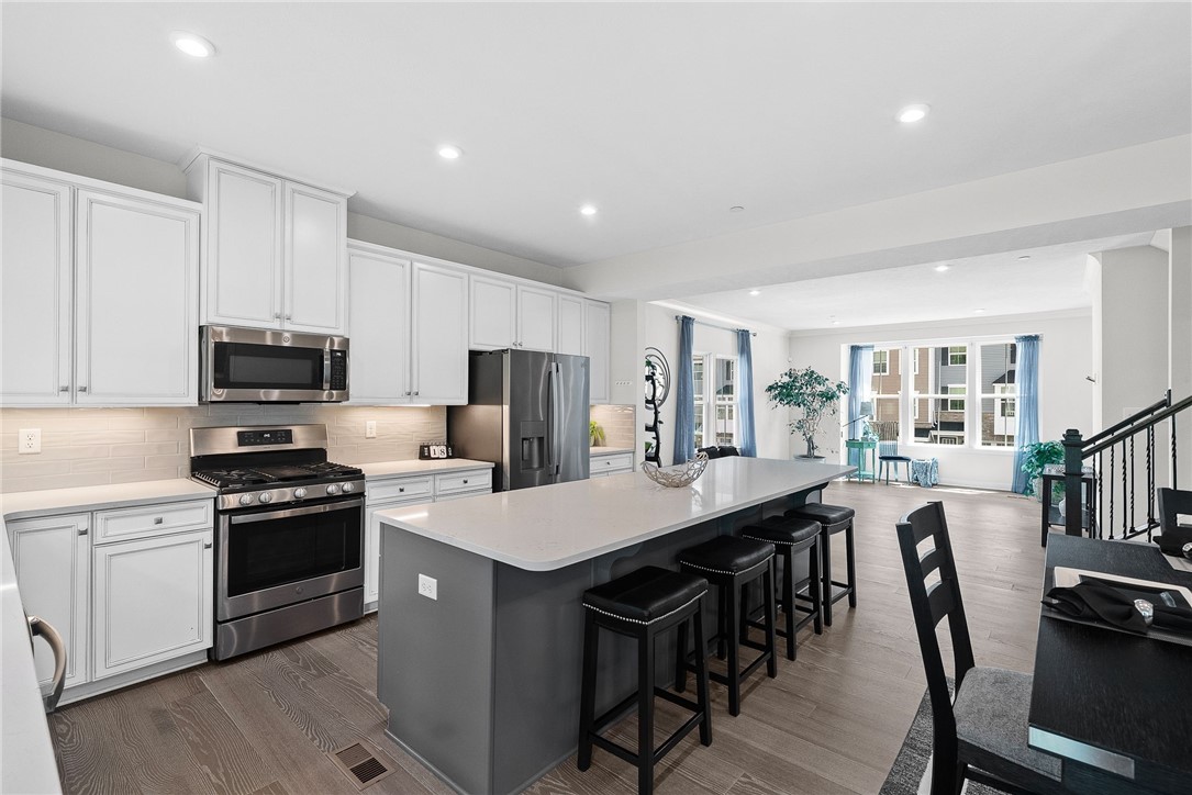 South Park, Pennsylvania 15129, United States, 3 Bedrooms Bedrooms, ,3 BathroomsBathrooms,Residential,Active,194961