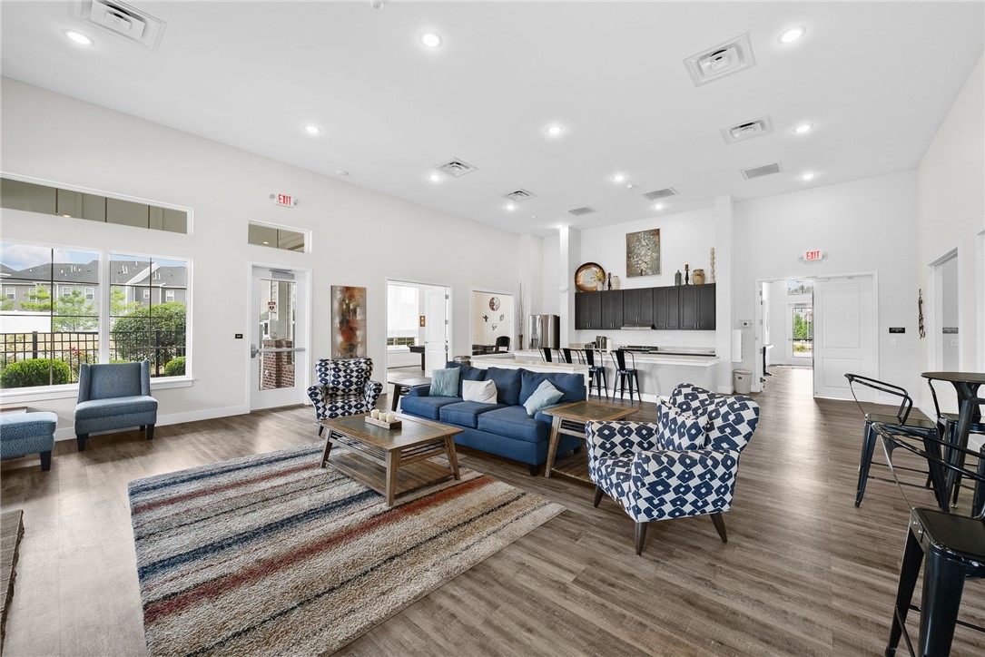 South Park, Pennsylvania 15129, United States, 3 Bedrooms Bedrooms, ,3 BathroomsBathrooms,Residential,Active,194961