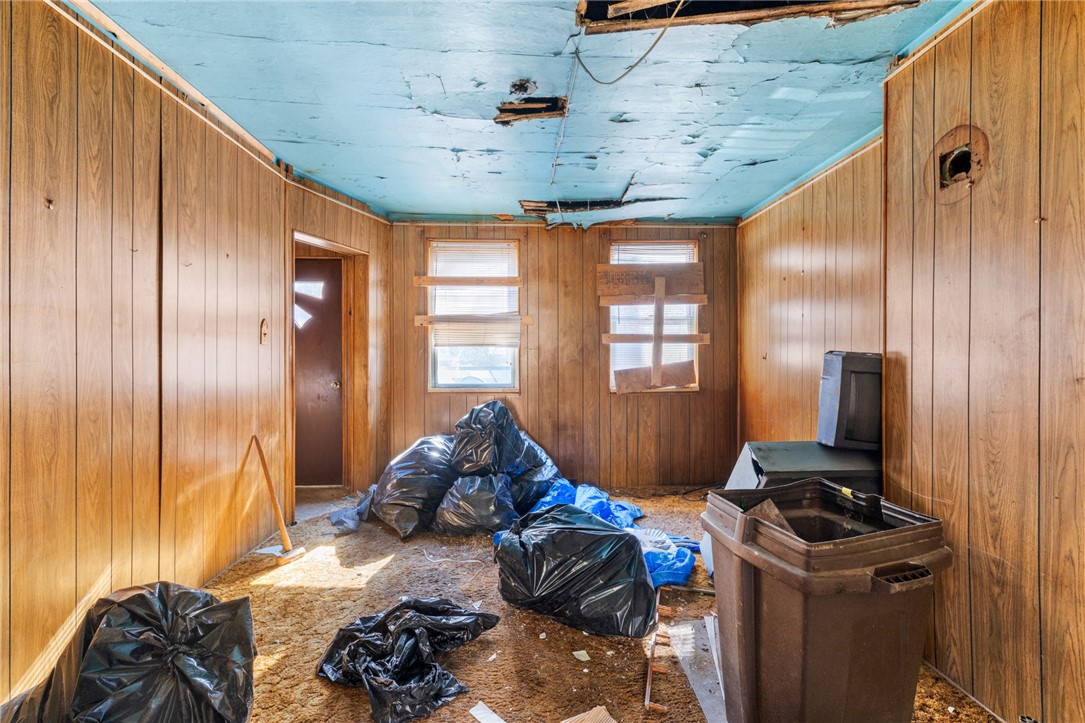 Spring Garden, Pennsylvania 15212, United States, 2 Bedrooms Bedrooms, ,1 BathroomBathrooms,Residential,Pending,33614