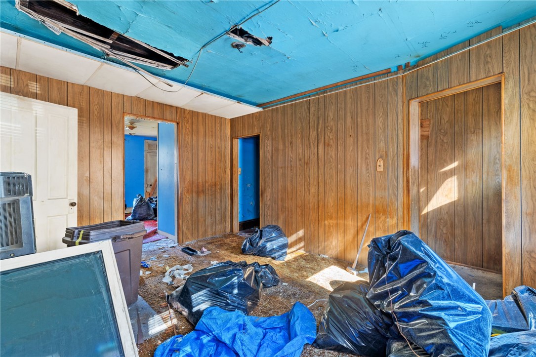 Spring Garden, Pennsylvania 15212, United States, 2 Bedrooms Bedrooms, ,1 BathroomBathrooms,Residential,Pending,33614