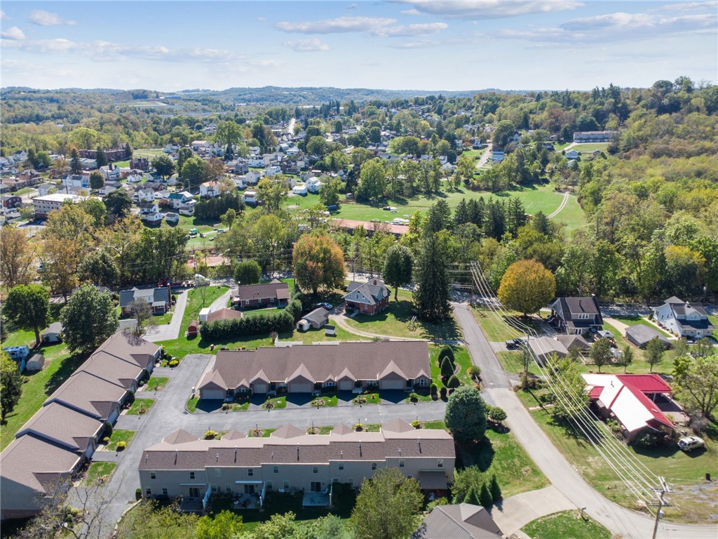 Houston, Pennsylvania 15342, United States, 3 Bedrooms Bedrooms, ,3 BathroomsBathrooms,Residential,Contingent,226225