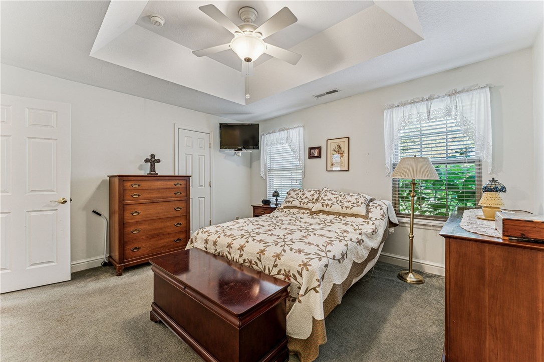 Houston, Pennsylvania 15342, United States, 3 Bedrooms Bedrooms, ,3 BathroomsBathrooms,Residential,Contingent,226225