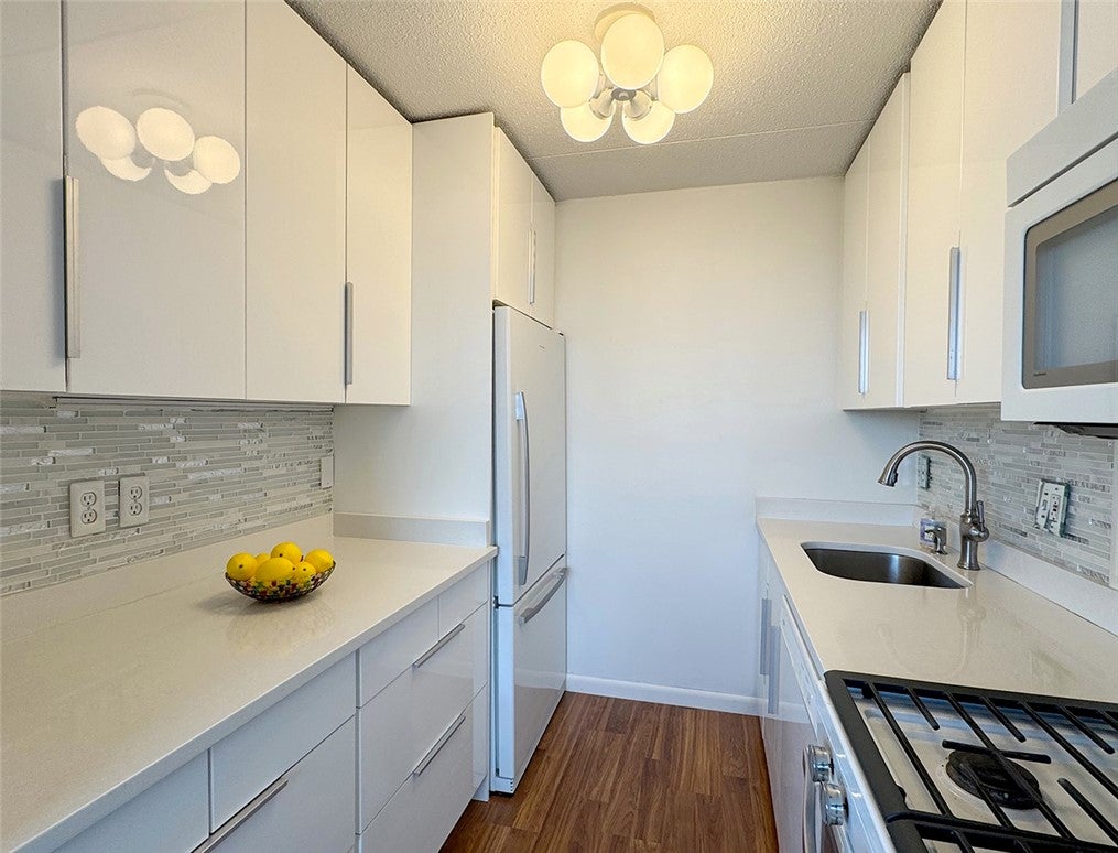 1160 BOWER HILL RD 1101B