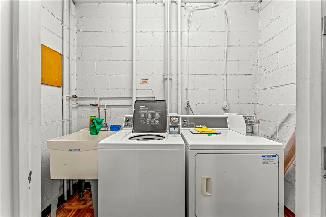 Squirrel Hill, Pennsylvania 15217, United States, 1 Bedroom Bedrooms, ,1 BathroomBathrooms,Residential,Active,92855