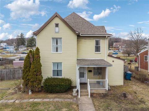 Photo of 709 Helman St, Youngwood, PA 15697 (MLS # 1740700)