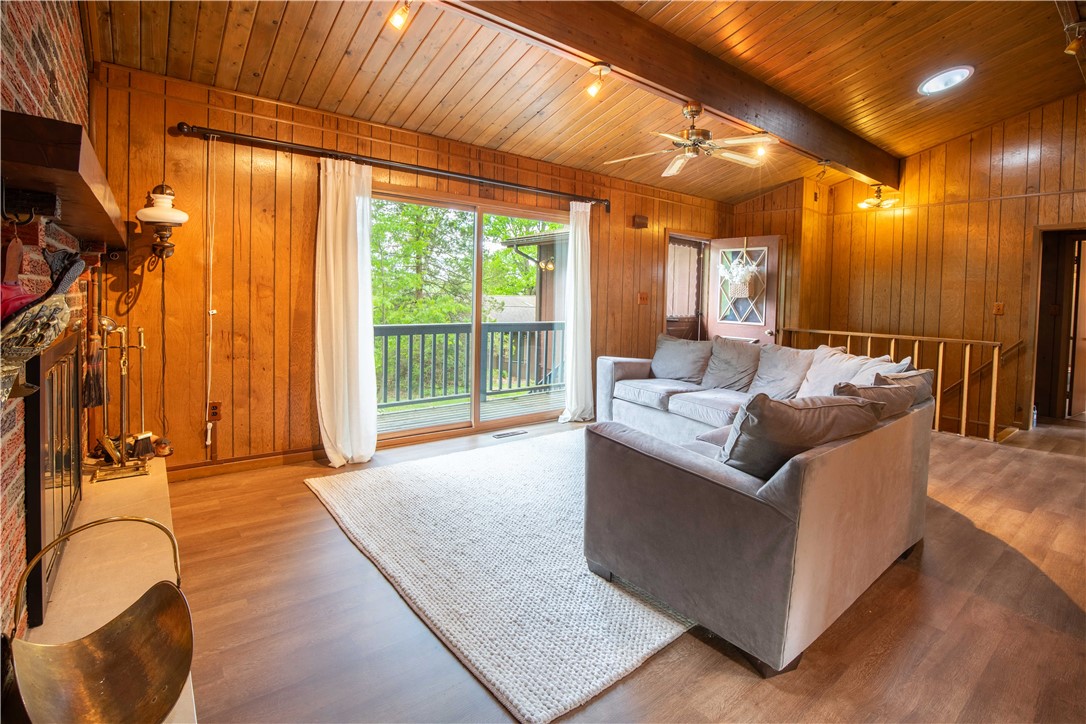 Coolspring Twp, Pennsylvania 16137, United States, 4 Bedrooms Bedrooms, ,2 BathroomsBathrooms,Residential,Contingent,135470