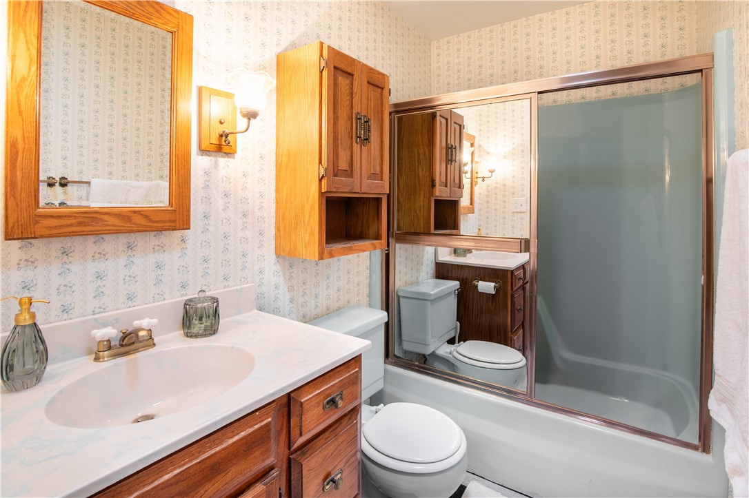 Coolspring Twp, Pennsylvania 16137, United States, 4 Bedrooms Bedrooms, ,2 BathroomsBathrooms,Residential,Contingent,135470