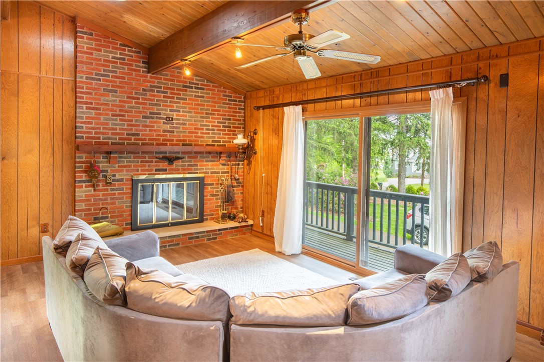 Coolspring Twp, Pennsylvania 16137, United States, 4 Bedrooms Bedrooms, ,2 BathroomsBathrooms,Residential,Contingent,135470