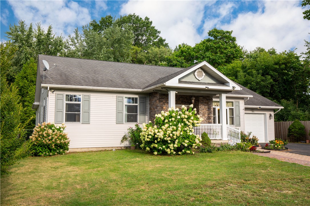 Hermitage, Pennsylvania 16148, United States, 4 Bedrooms Bedrooms, ,3 BathroomsBathrooms,Residential,Active,198703