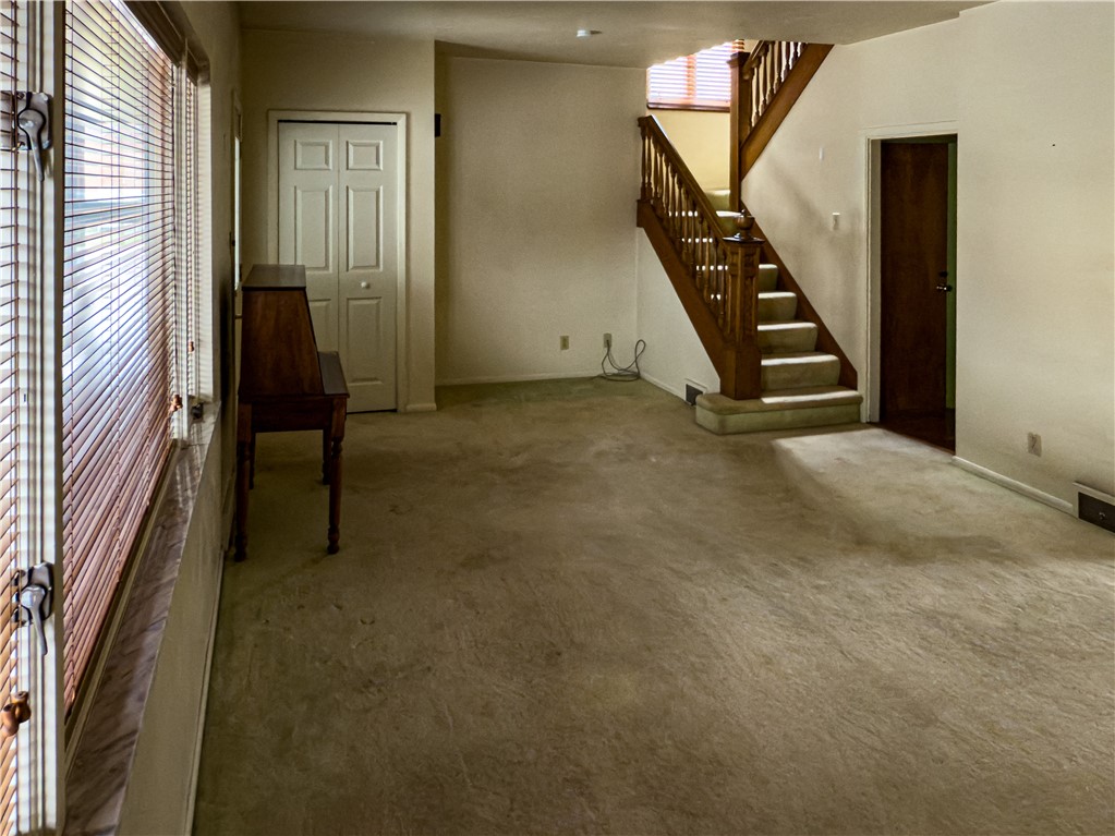 Vandergrift - Wml, Pennsylvania 15690, United States, 4 Bedrooms Bedrooms, ,2 BathroomsBathrooms,Residential,Active,99657