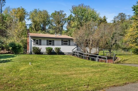 Photo of 823 Blackberry St, West Mifflin, PA 15122 (MLS # 1731665)