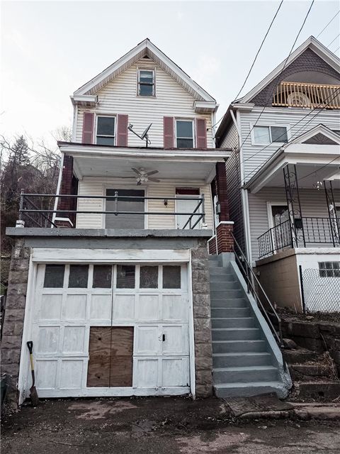 380 Stewart St Turtle Creek PA 15145