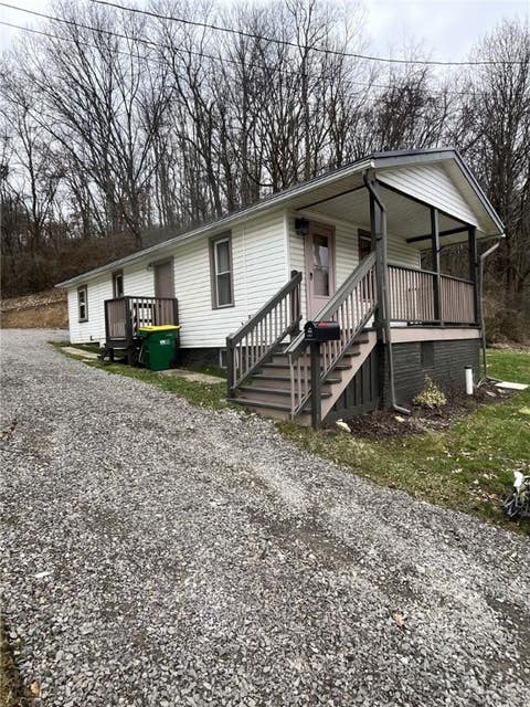 Photo for 157 Whitestown Rd