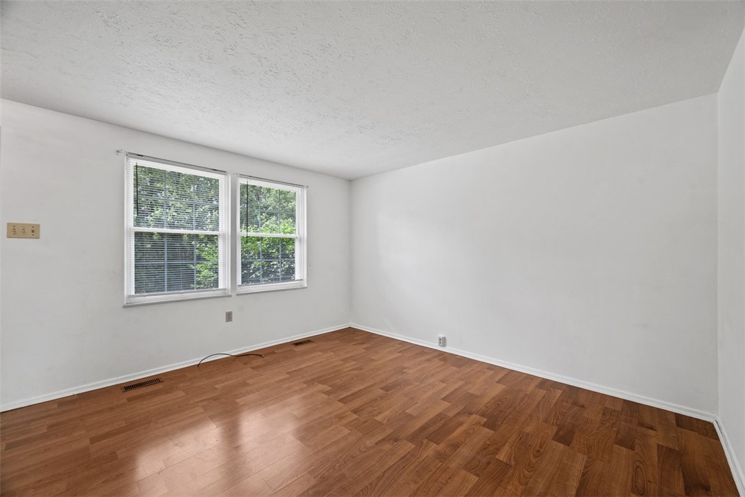305 Laporte Ct