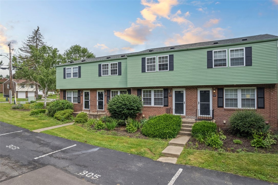 305 Laporte Ct