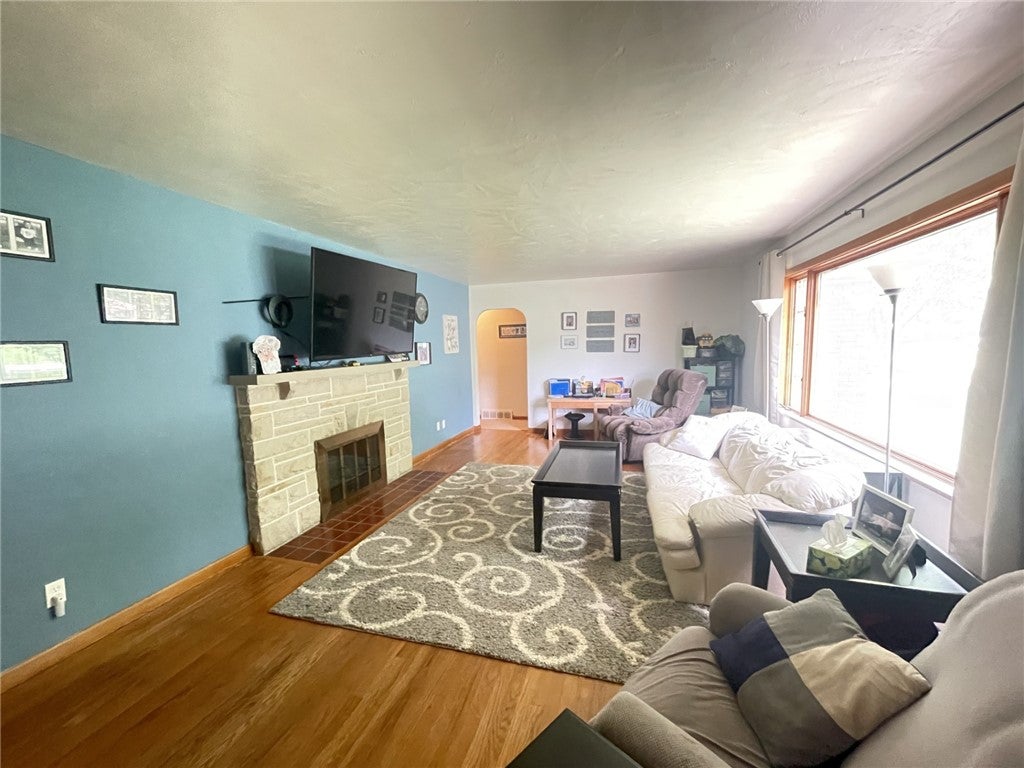 229 Meadowbrook Road