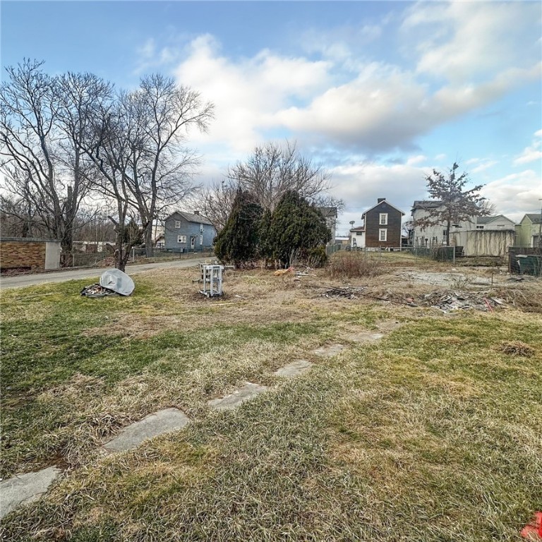 32 W Kerr St, Uniontown, Pennsylvania image 3
