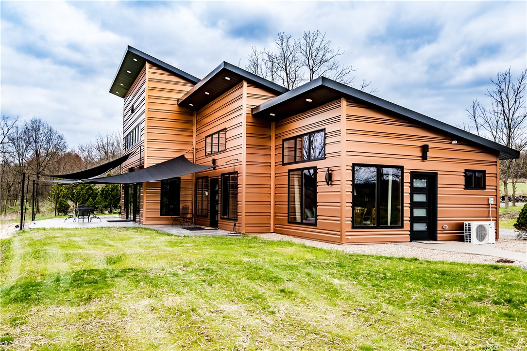 Brady Twp, Pennsylvania 16057, United States, 3 Bedrooms Bedrooms, ,2 BathroomsBathrooms,Residential,Active,226677