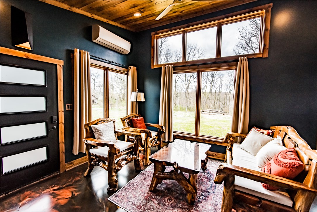 Brady Twp, Pennsylvania 16057, United States, 3 Bedrooms Bedrooms, ,2 BathroomsBathrooms,Residential,Active,226677