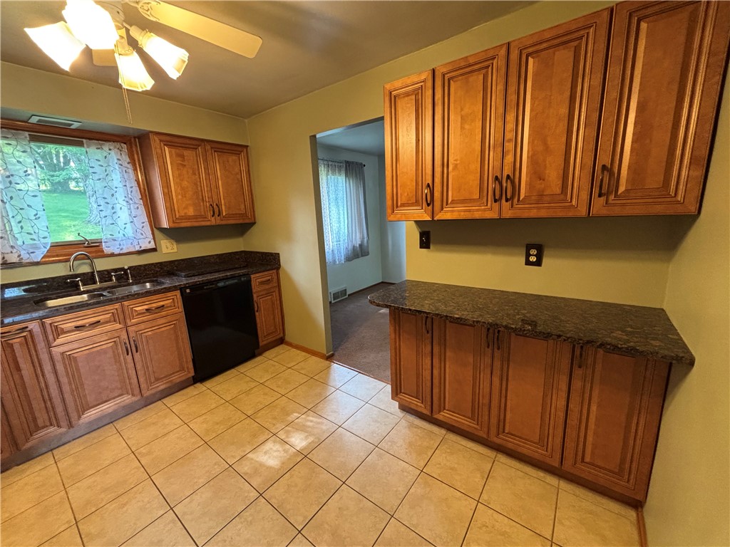 7 Sierra Dr