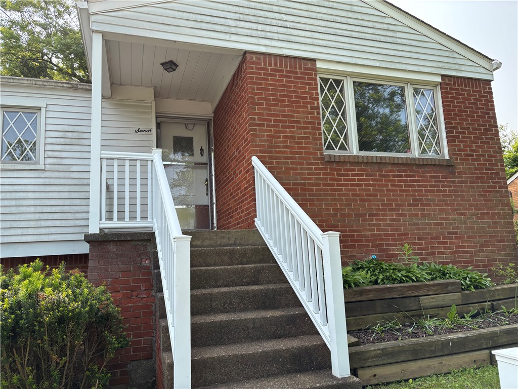 7 Sierra Dr