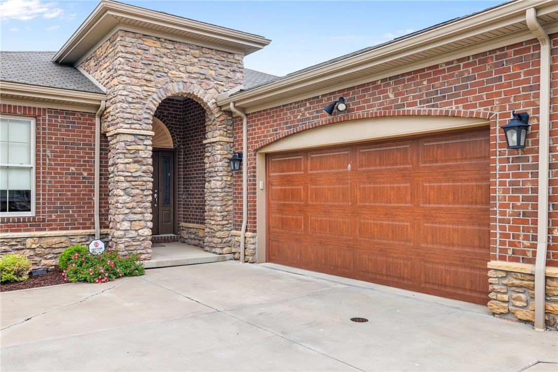 209 LUCCA LANE