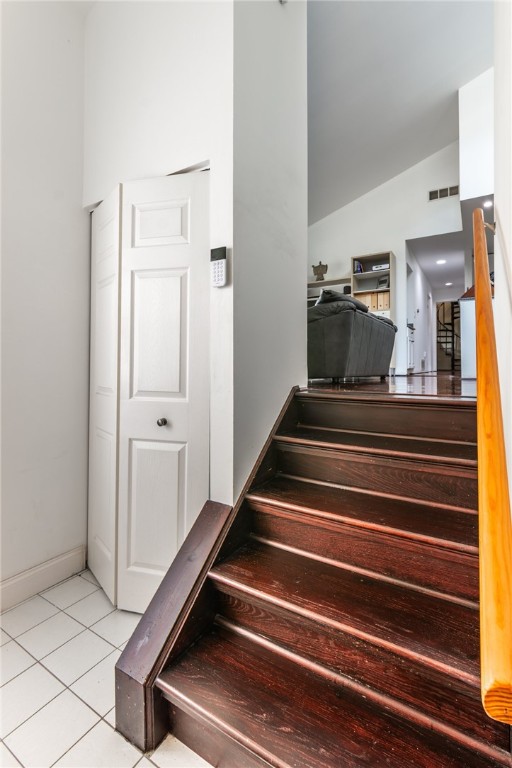 2207 Kenzie Dr