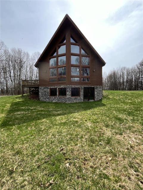 Photo for 228 Camelot Rd