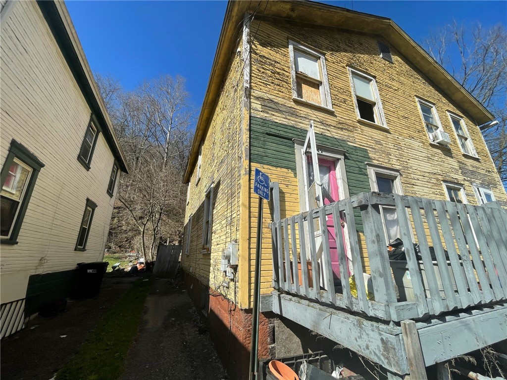 140 Baker St St, Aliquippa, Pennsylvania image 3
