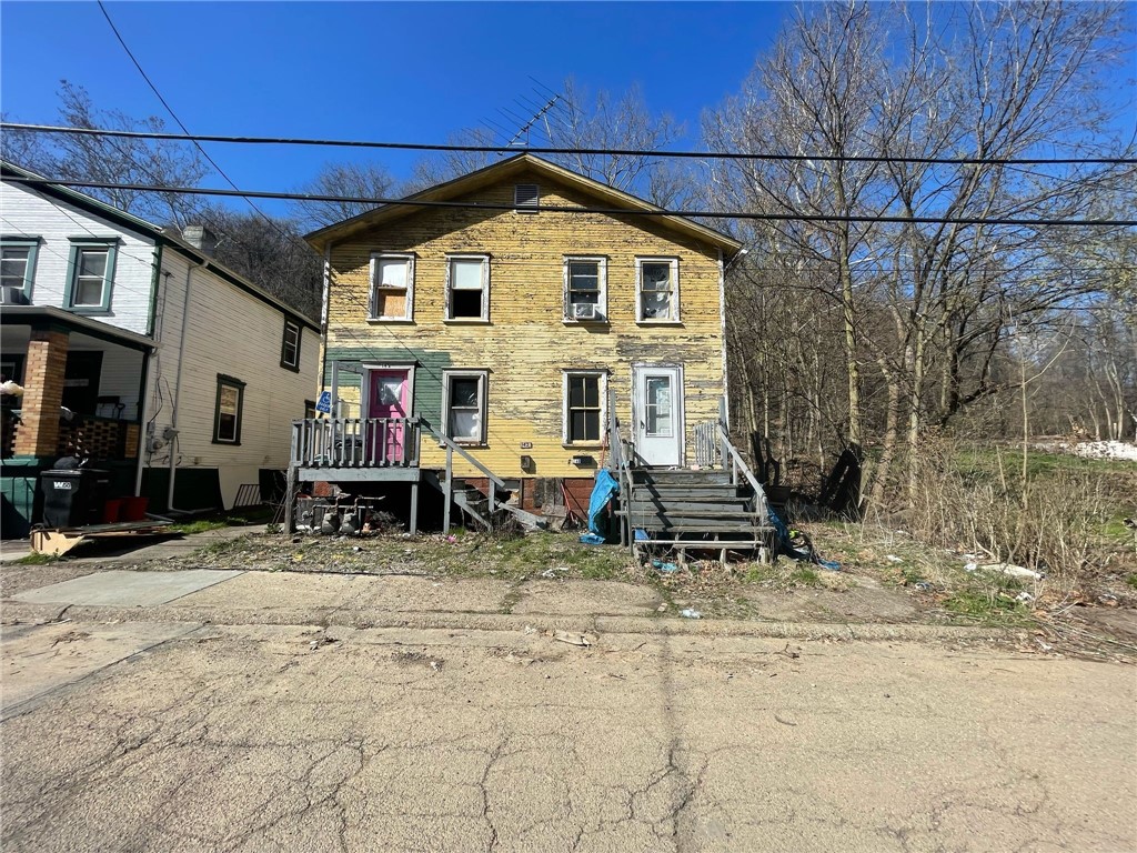 140 Baker St St, Aliquippa, Pennsylvania image 2