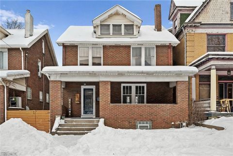 Photo of 605 Whitney Ave, Pittsburgh, PA 15221 (MLS # 1738474)