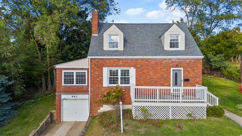 Photo of 991 Forsythe Rd, Carnegie, PA 15106 (MLS # 1725967)