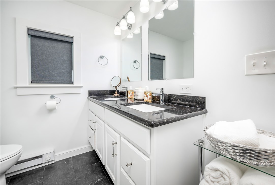 Mercer Boro - Mer, Pennsylvania 16137, United States, 4 Bedrooms Bedrooms, ,2 BathroomsBathrooms,Residential,Active,101099